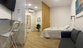 Coqueto Mini piso / Estudio/ 20 metros / playa / Wifi